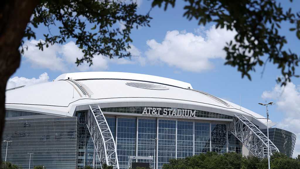 Huskers to play in Spikes Under the Lights at AT&T Stadium this fall
