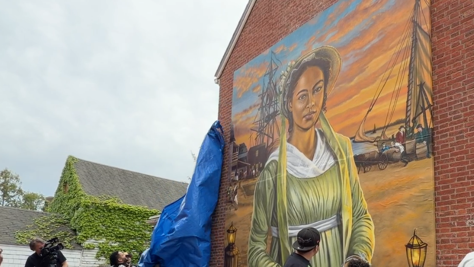 Mural of Ona Judge unveiled in Portsmouth