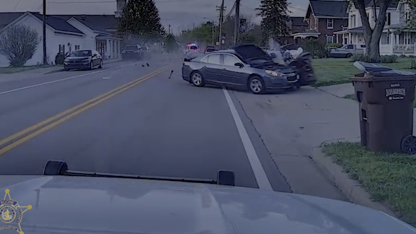 Video shows moment suspect sideswipes cruiser during chase - KETV