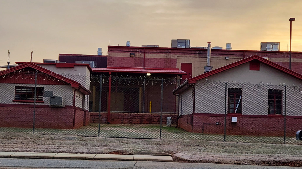Davie County inmate found dead, NCSBI investigating: Sheriff - WXII