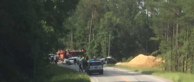 One person dead following crash in Effingham County