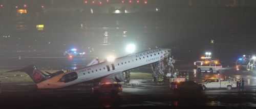 Passengers on board flight involved in deadly LaGuardia crash speak out