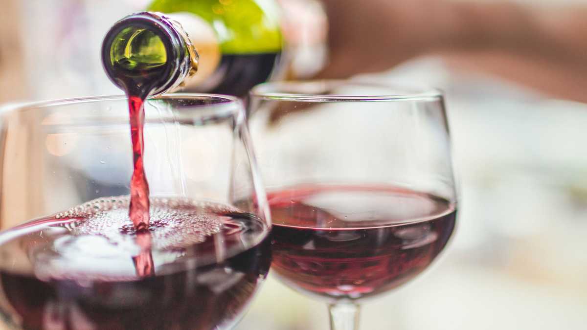 An antioxidant in red wine might power astronauts on Mars, study says