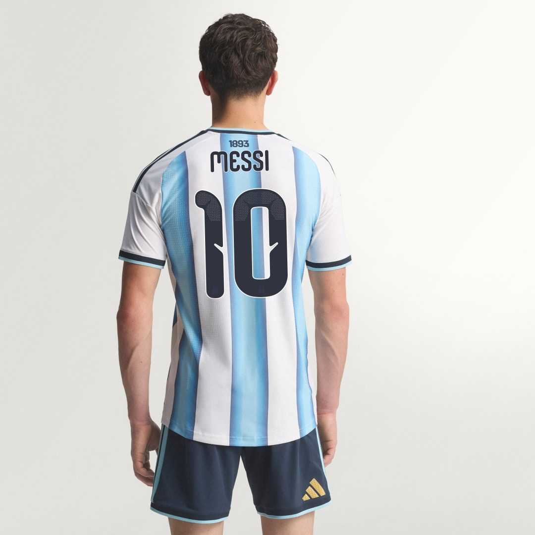 Argentina 26 Home Messi Authentic Jersey