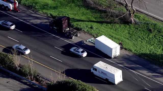 Big rig crash causes delays on I-80 in Davis area - Vimarsana News