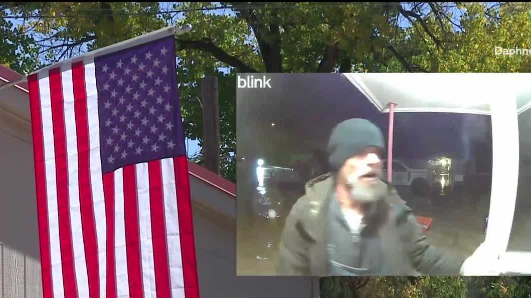 New Mexico man risks life to save families from floodwaters: 'I jumped in' 