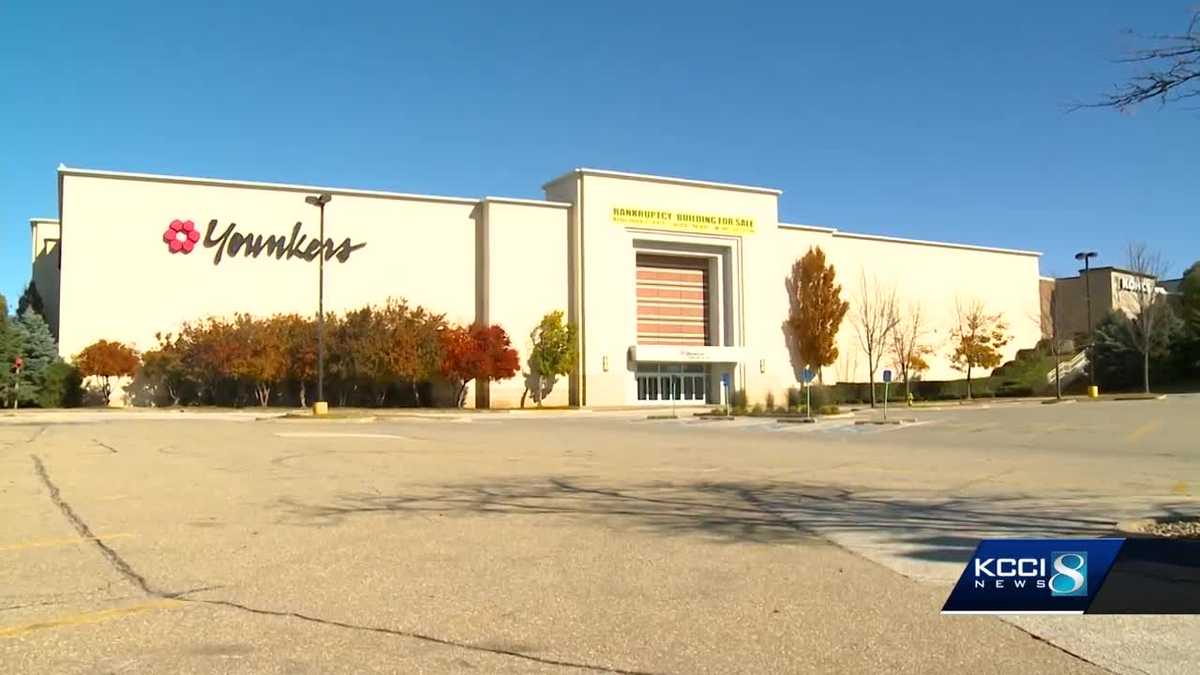 Merle Hay Mall gets helping hand with $2.5M loan