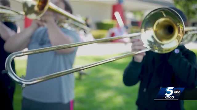 Oklahoma high school marching band makes adjustments amid heat - Vimarsana News