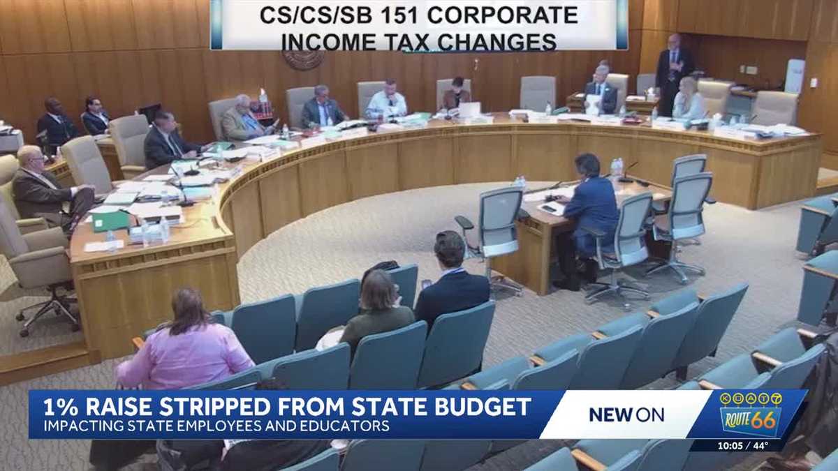 New Mexico educators and state workers express frustration over removal of proposed raise