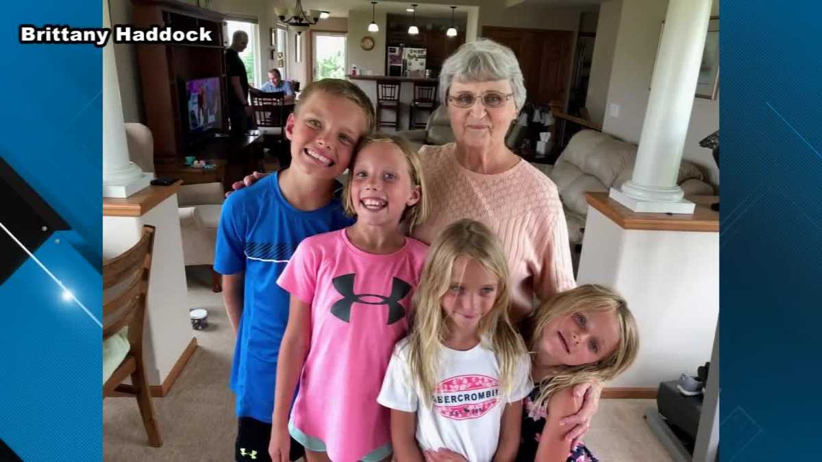 Granddaughter Asks For Help Sending Holiday Cheer To Grieving Grandmother