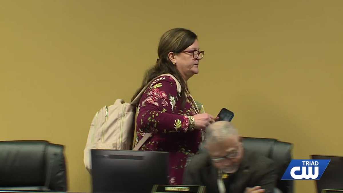 ‘We are, as a board, in total disarray’: WS/FCS board again fails to elect a new chair, vice chair