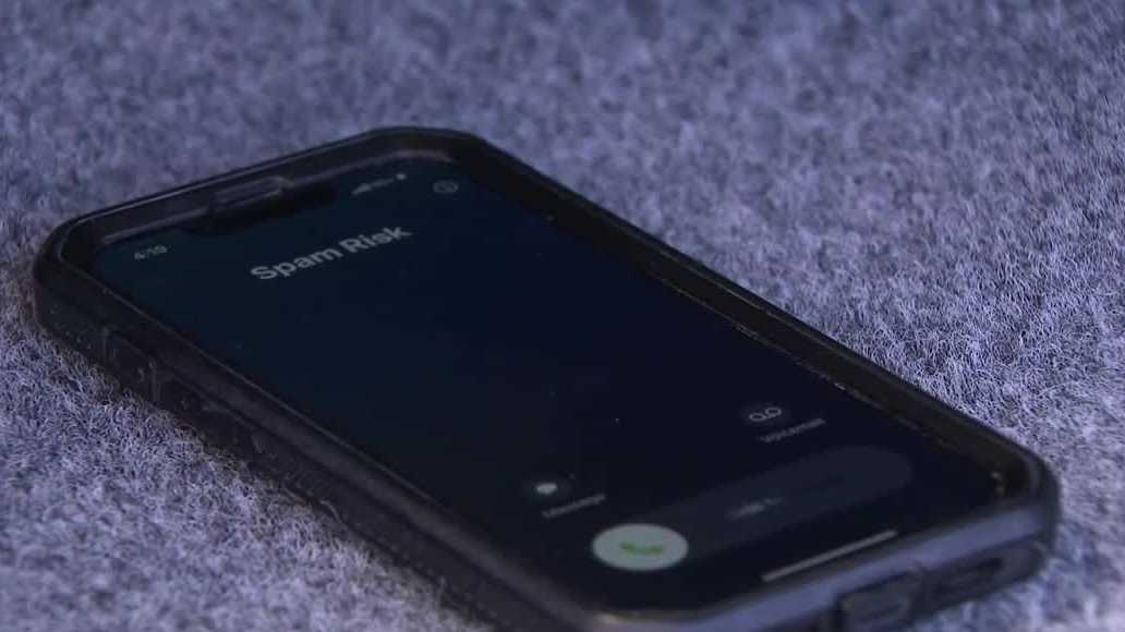 Florida woman gets fake deputy scam call while at work - WBBH