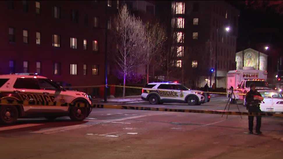 Woman hit by car in Pittsburgh's Oakland neighborhood