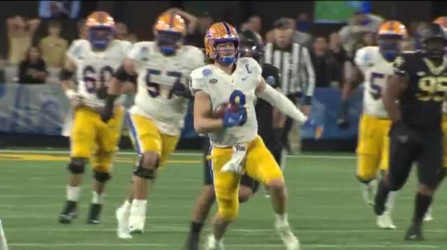 Kenny Pickett fake slide: No longer allowed in college football - Vimarsana News