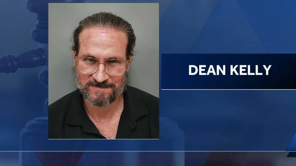 Former model and convicted sex offender Dean Kelly pleads guilty to two charges, taken into custody