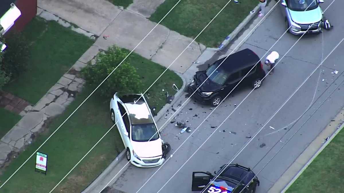 Police: Person taken to hospital after multi-vehicle crash in northwest OKC neighborhood