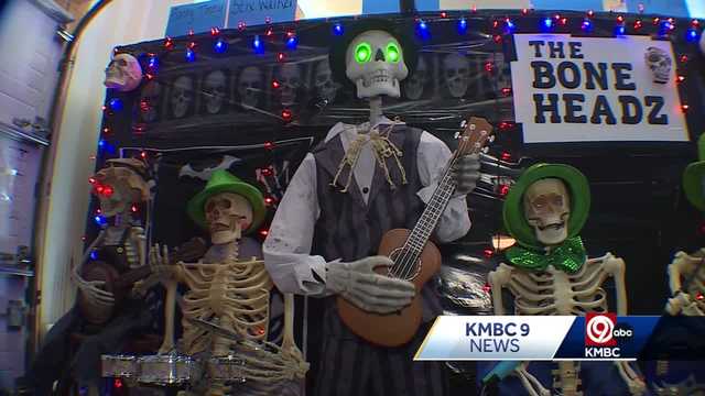Northland family brings back popular Halloween tradition in KC - Vimarsana News