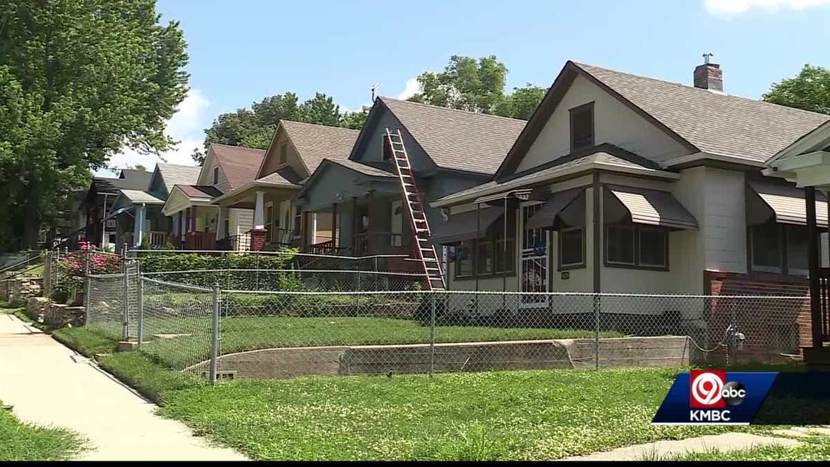 Hundreds in Kansas City wait for rental assistance as eviction