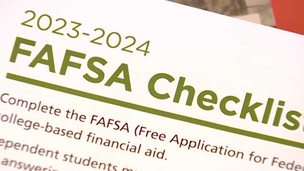 Window to fill out 2023-24 FAFSA now open