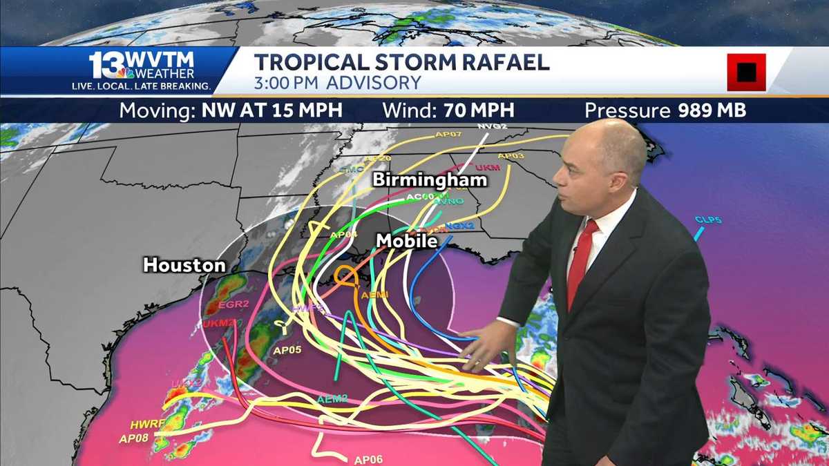 Breezy weather brings a chance of showers into Alabama's forecast