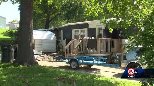 KCFD looking into the cause of an early morning Northland fire - Vimarsana News