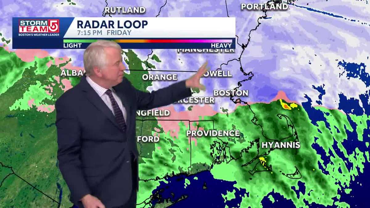 Video: Light snow showers through the night