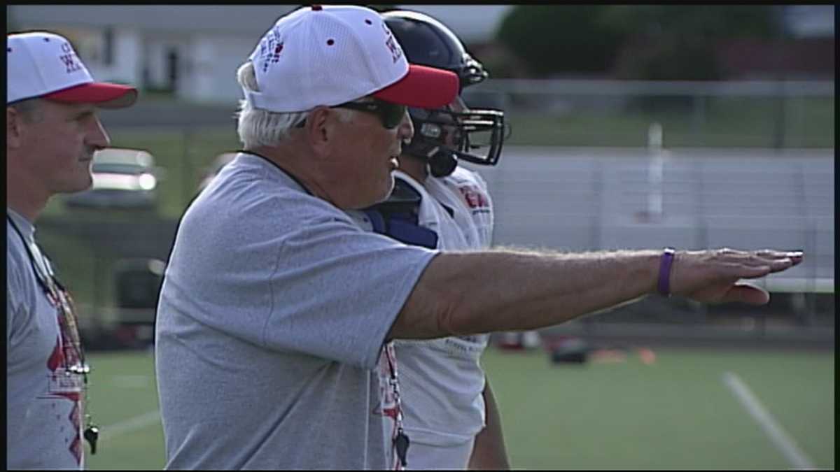 Legendary Coaches return to sidelines for CHaD football game
