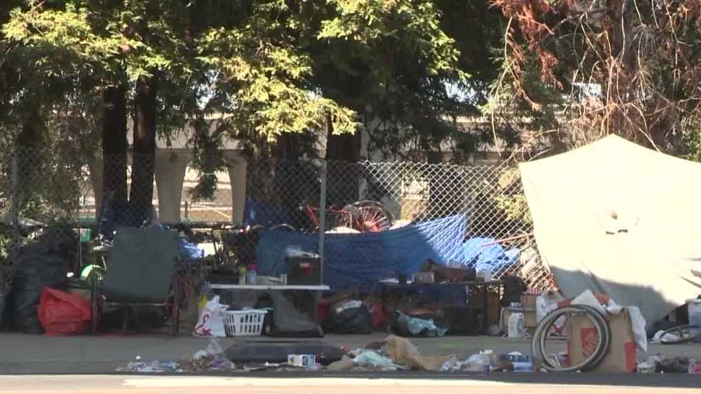 Sacramento City Council approves 2 new homeless shelters