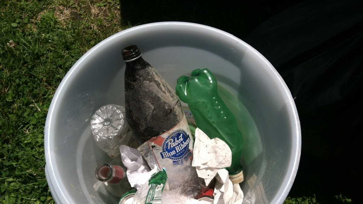 Volunteers clean up Back Cove with annual trash pickup