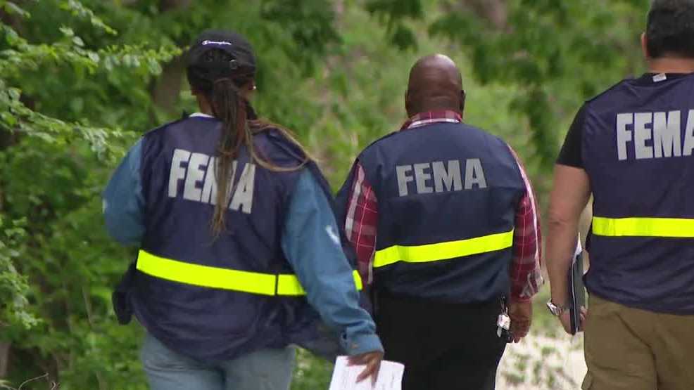 FEMA teams spread word about resources for tornado damage in Iowa