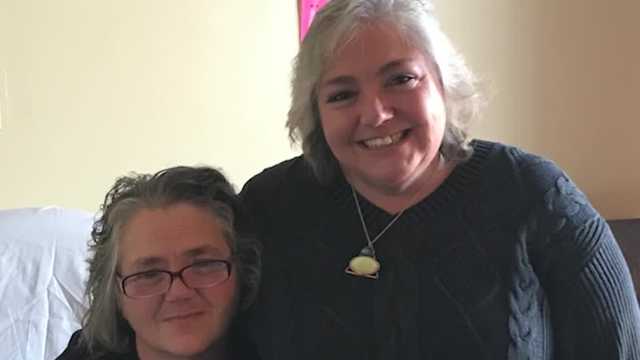 Homeless woman's family says two DMPD officers saved her life - Vimarsana News