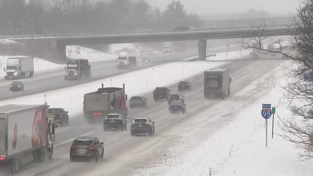 Steady, light snowfall makes for slippery roads across NH - Vimarsana News