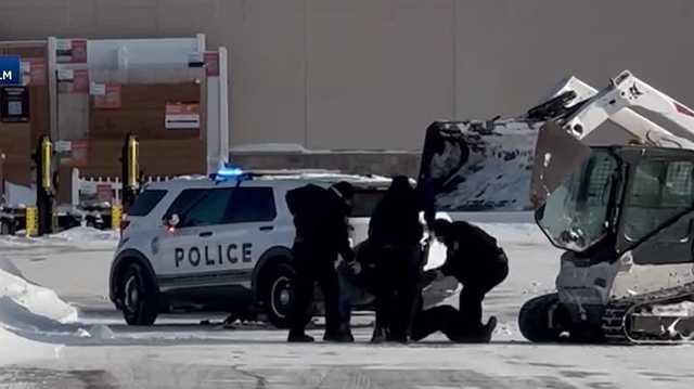 Lincoln man allegedly commits crime spree in a skid loader - Vimarsana News
