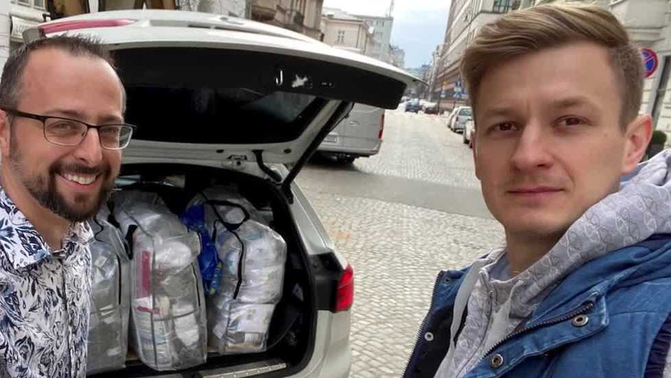 Immigration attorney Patrick Kolasinski aids Ukrainian refugees in Poland