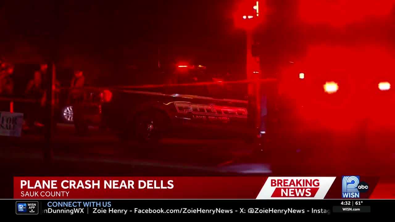 6 people killed, including child, in plane crash in Wisconsin, authorities say