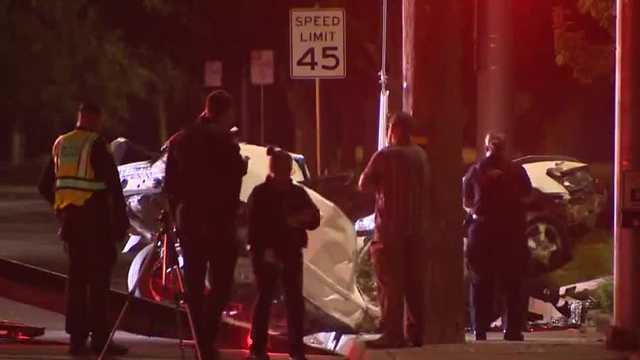19-year-old killed after car crashes into tree in Elk Grove, police say - Vimarsana News