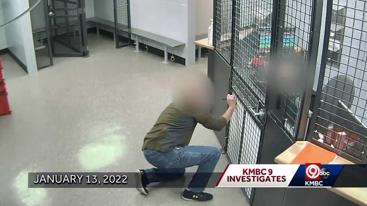 Video shows police officer working on projects at police HQ