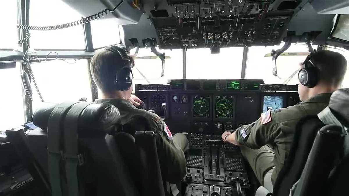 NOAA Hurricane Hunters: Flying into the storm