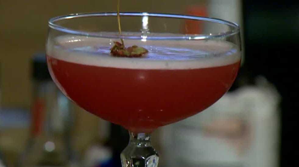 Happy hour specials to boost local sales in downtown Sacramento - Vimarsana News