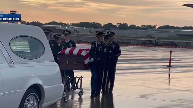 Remains of World War II veteran escorted home to Iowa Falls