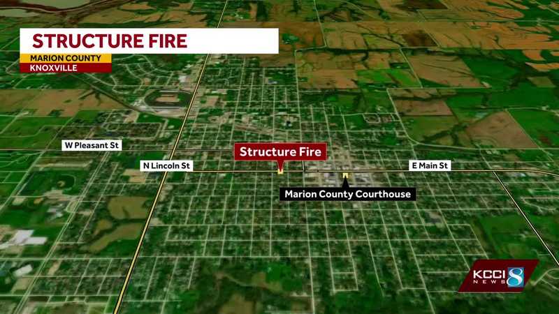 Knoxville garage fire leaves 1 injured