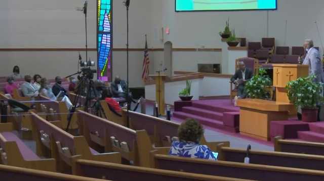 Dozens of people gather at Eatonville church for Juneteenth - Vimarsana News