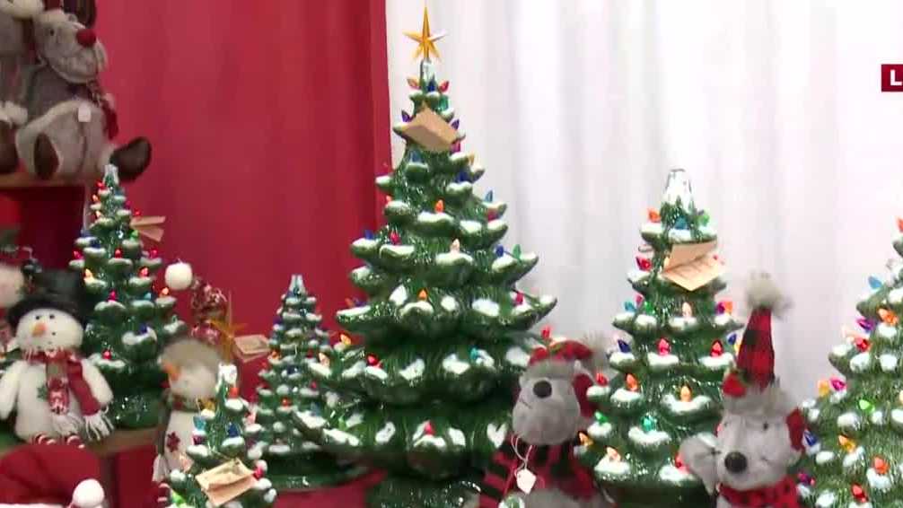 700+ vendors set up at Kentucky Expo Center for Louisville Christmas