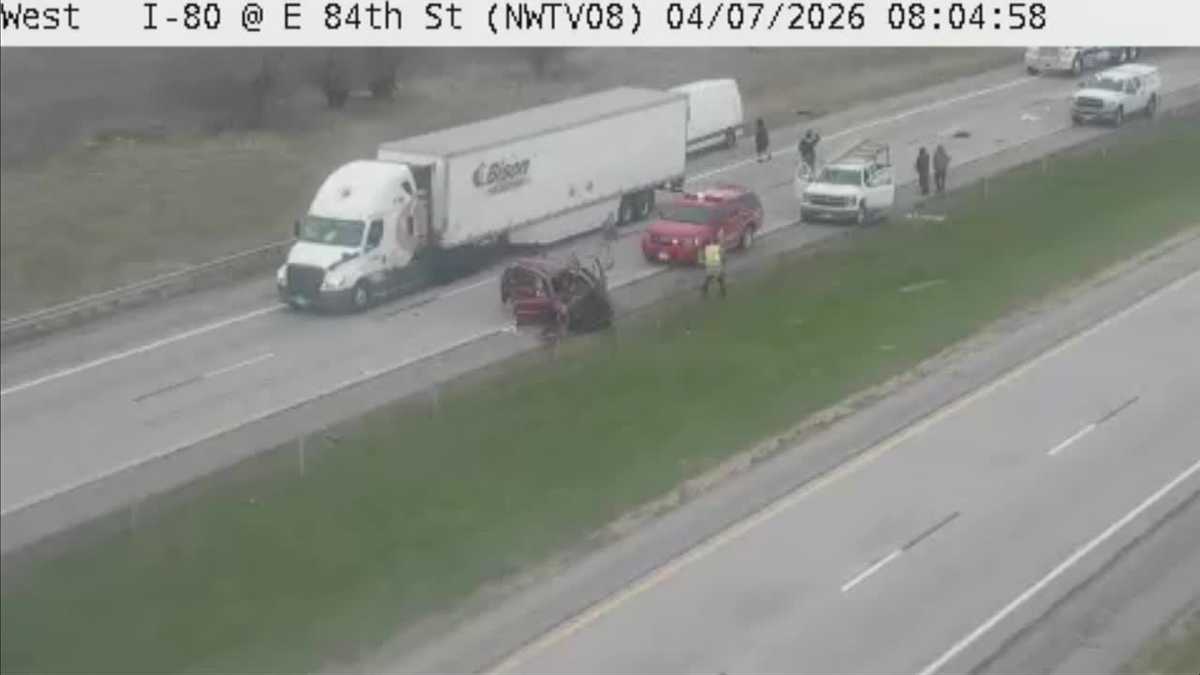 Iowa traffic: Interstate 80 slowed by Tuesday morning crash