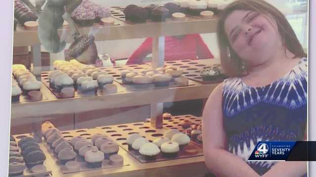 SC: Woman honors deceased sister, hires those with disabilities through new bakery - Vimarsana News