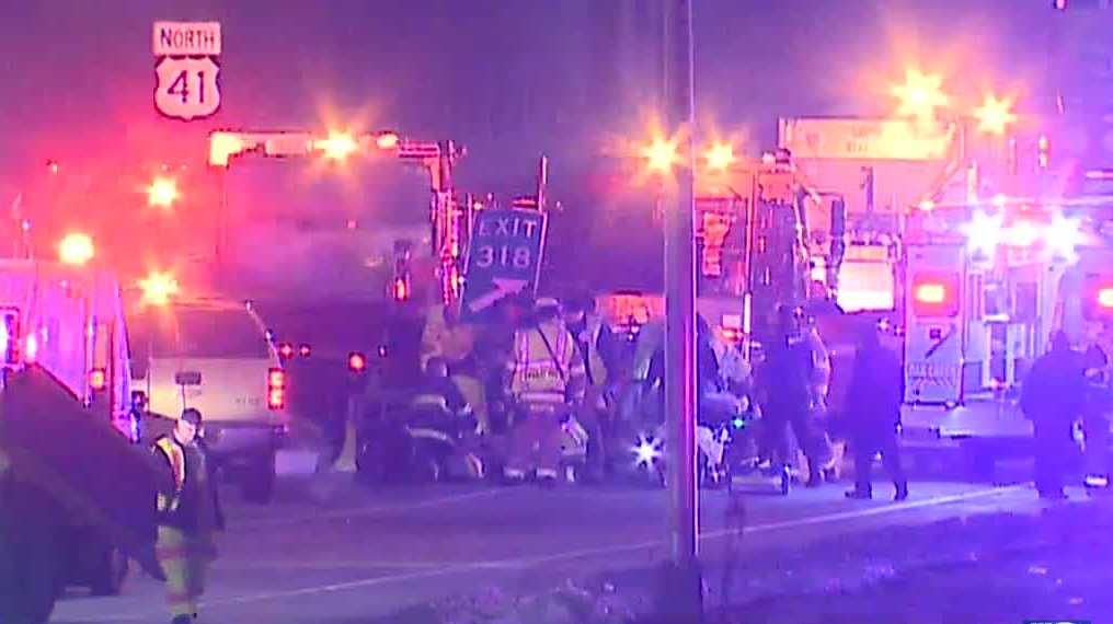2-highway-workers-hit-on-i-94-in-milwaukee