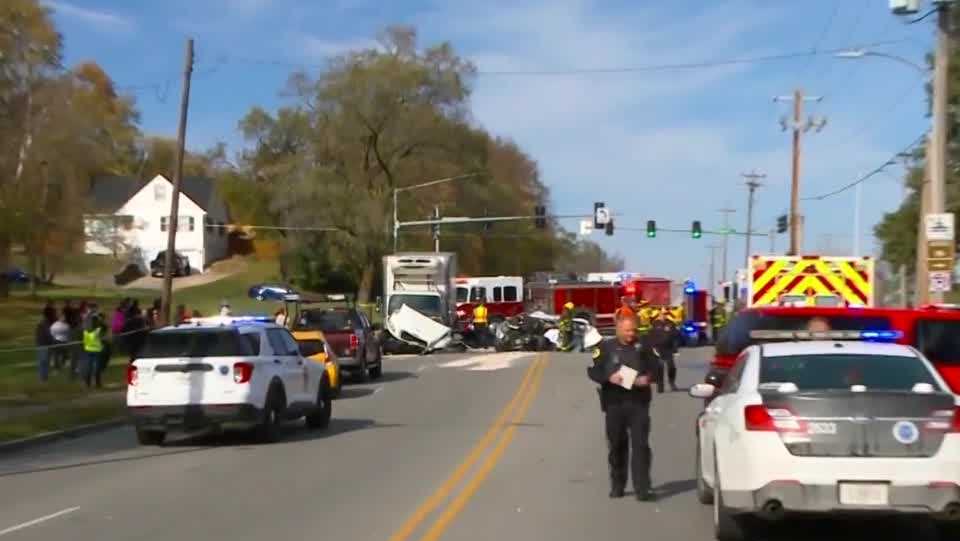 Des Moines police identify man killed in MLK Jr. Parkway crash
