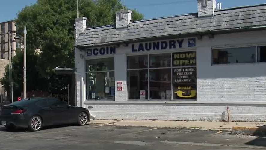 Milwaukee long-standing east side laundromat to close