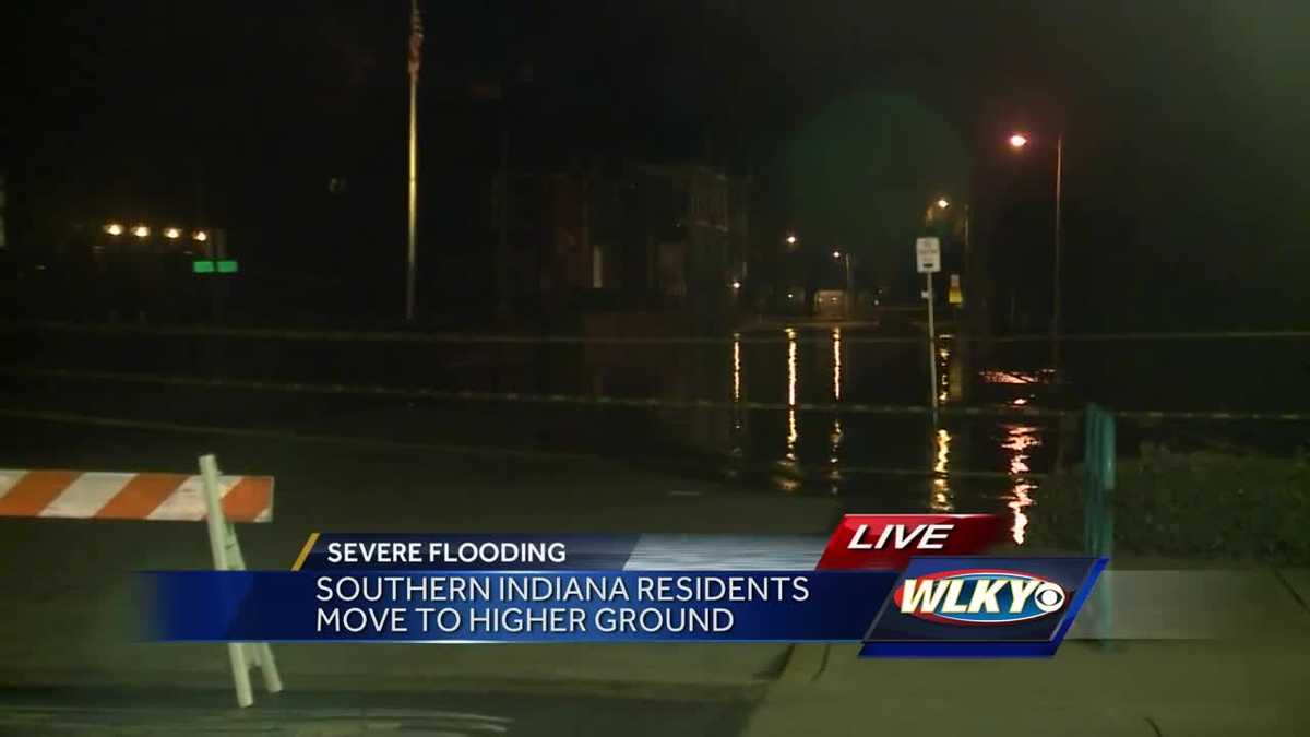 Southern Indiana residents move to higher ground