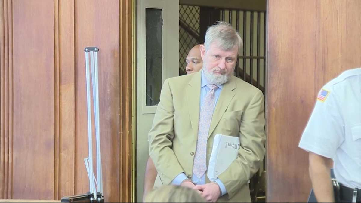 Funeral home director pleads guilty to hiding bodies in storage unit